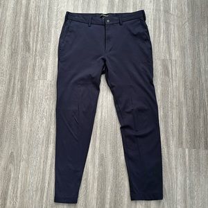 Banana Republic Tech Pants | Size 31x32 | Excellent condition!